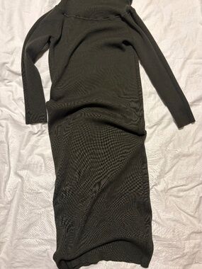 Forever 21 Olive Green Ribbed Knit Turtleneck Maxi Dress - Size S